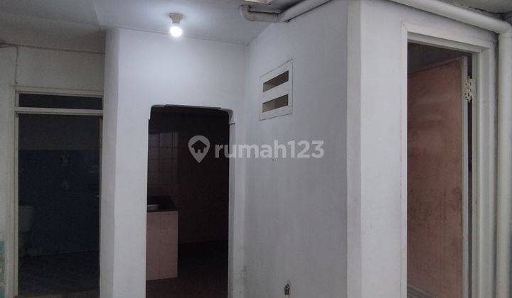 Rumah Hook Darmo Permai Utara Lingkungan Aman 2