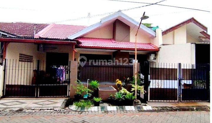 Rumah Daerah Wiyung di Griya Babatan Mukti  1