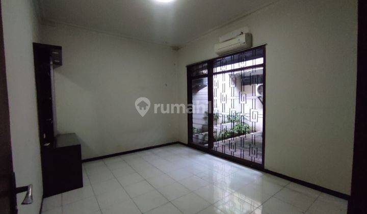 Rumah Semi Furnish di Kertajaya Indah  2