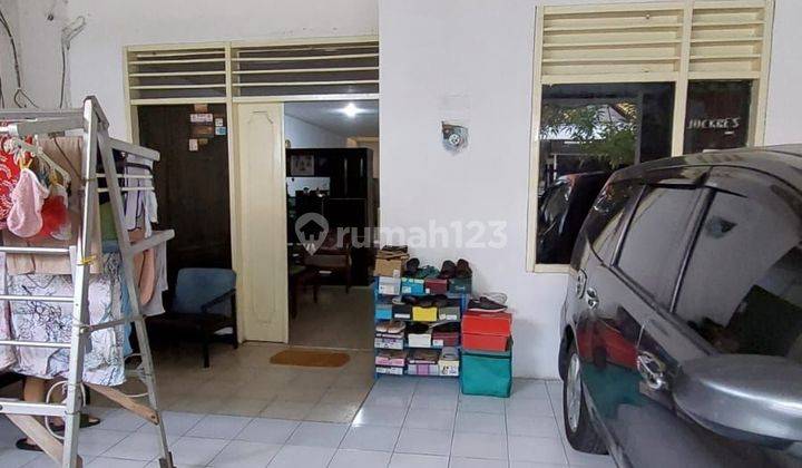 Rumah Darmo Baru Barat depan Depot Mimie 1