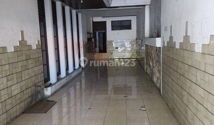 Disewakan Rumah Usaha Surabaya Pusat Jalan Khairil Anwar  2