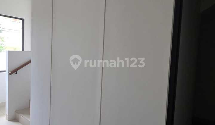 1.5 Story House, Griya Babatan Mukti Wiyung