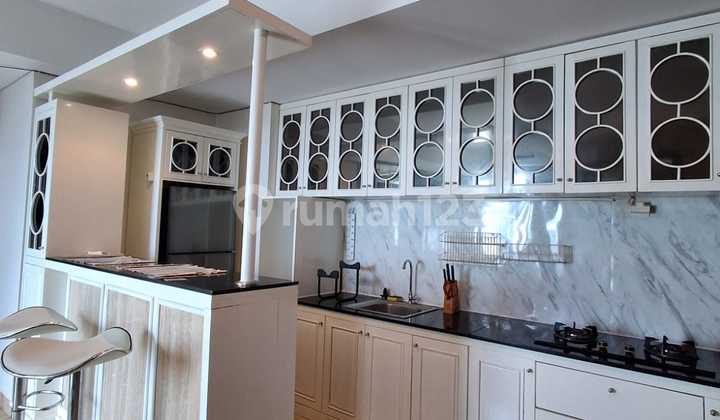 3 Bedroom Apartment Fully Furnished Grand Sungkono Lagoon 3 Bedroom Apartment Fully Furnished Grand Sungkono Lagoon