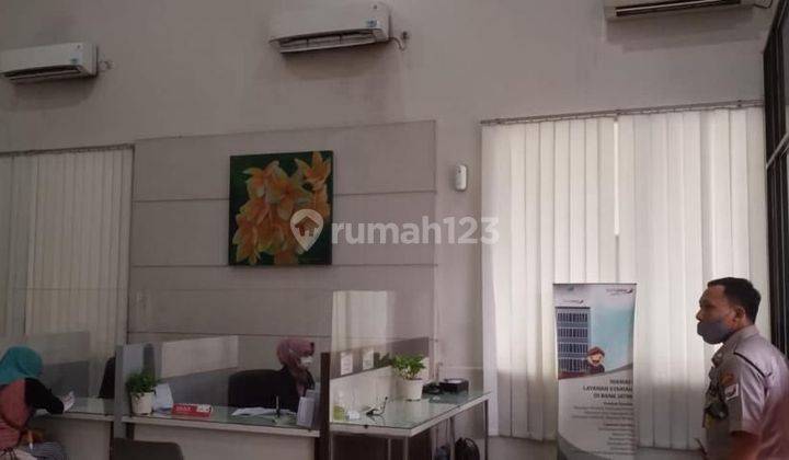 Disewakan Ruang Kantor ex Bank Jalan A.Yani Gedangan Sidoarjo  2