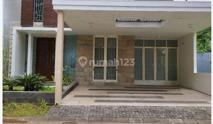 Rumah 2 Lantai Greenlake Baru Direnovasi 1