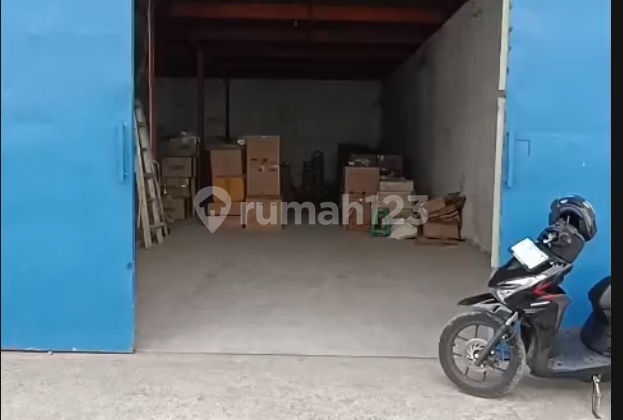 Gudang Kedinding Dekat Kedung Cowek