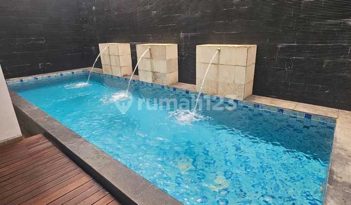 Rumah+Pool Villa Bukit Regency Pakuwon Indah