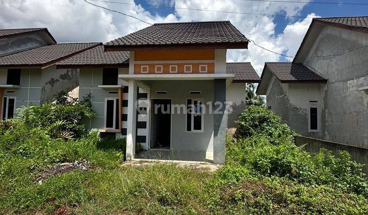 Di Jual Rumah di Jl. Atot Ahmad jeruju Blok M, Pontianak 2