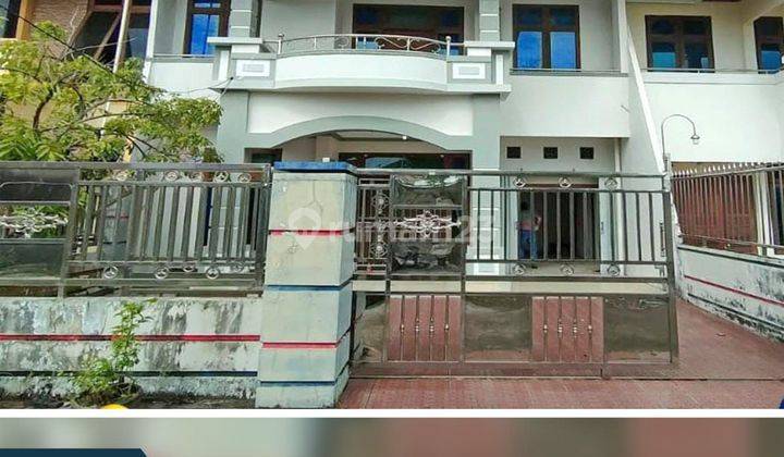 Dijual Rumah Besar Lokasi Strategis di Jl. Imam Bonjol, Pontianak 1