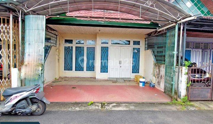 Rumah besar di jalan purnama disewakan harga murah dengan perabotan  1