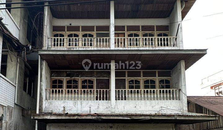 Dijual Ruko di Jl. Hasanuddin, Pontianak 2