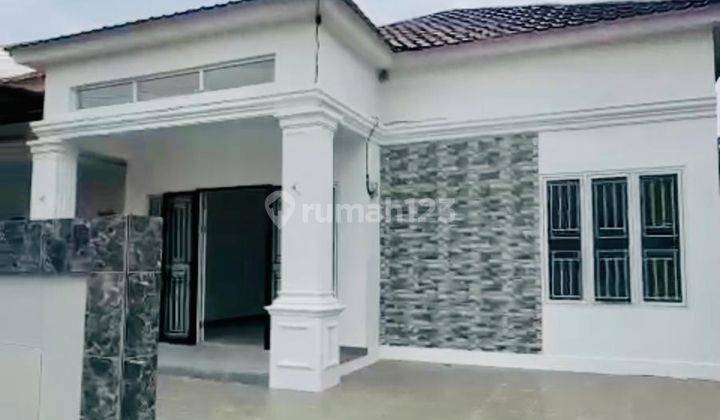 Dijual Rumah di Jl. Paris 2, Komp. Gracia Village, Pontianak 2