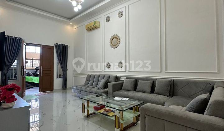 Dijual Rumah di Jl. Paris 2, Komp. Paris Premiere, Pontianak 2