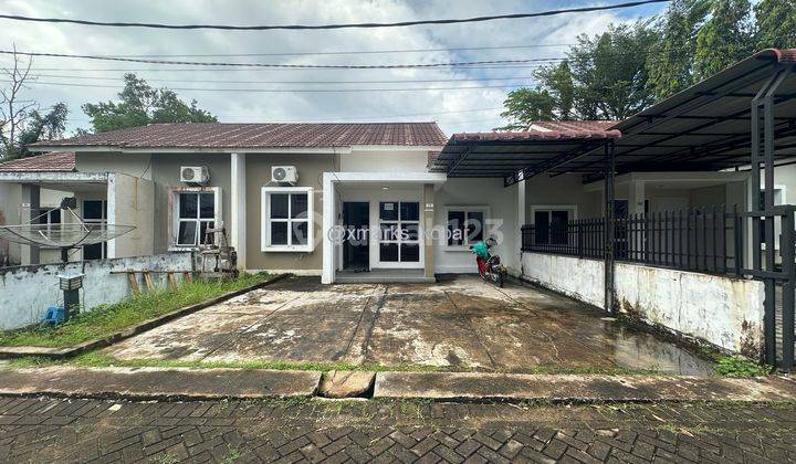 Disewakan Rumah Terawat dalam cluster di Jl. Paris 2, komp. Grenhill F-3, Pontianak Tenggara, Pontianak 2
