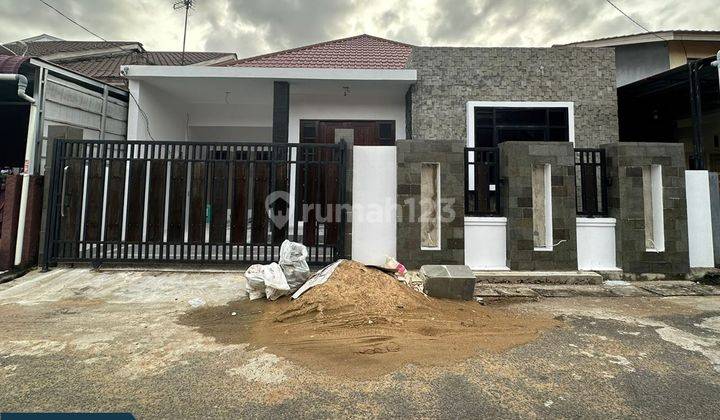 Dijual Rumah di Jl. Ujung Pandang 1, Komp. Citra Indah 4, Pontianak 1