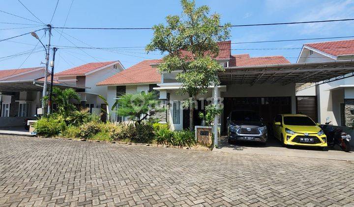 Di Jual Rumah Type 250 di Perumahan Cluster Jl. Ujung Pandang, Komp. Green Boulevard, Pontianak 2