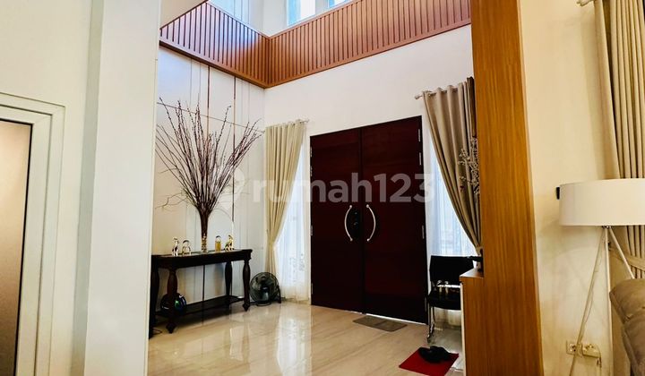 Dijual Rumah siap huni posisi Hook lokasi di Jl. Paris 2 perumahan the point 2