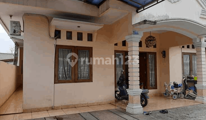 Rumah Minimalis di Komp Perdagangan Ciledug H Mencong S8702 2