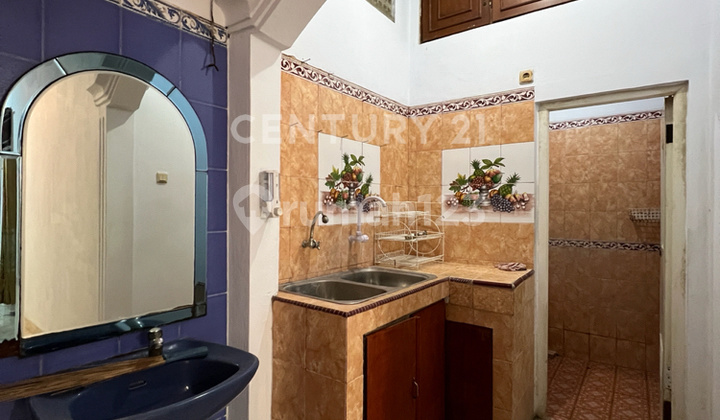 Rumah 2 Lantai Siap Huni Area Bebas Banjir Di Johar Baru R2201