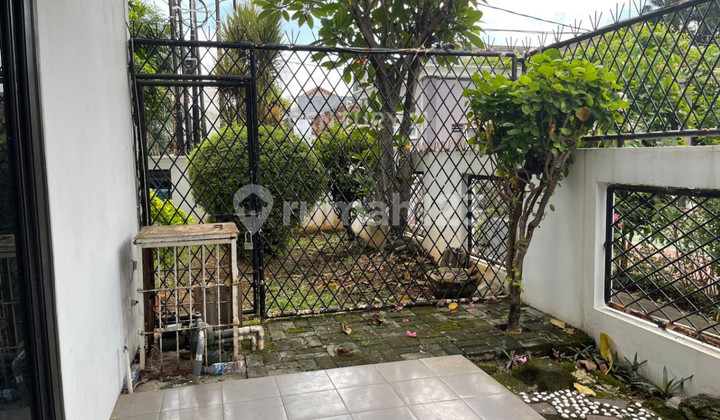 Rumah 2 Lantai Lokasi Strategis Di Kayu Putih Selatan R2173 2
