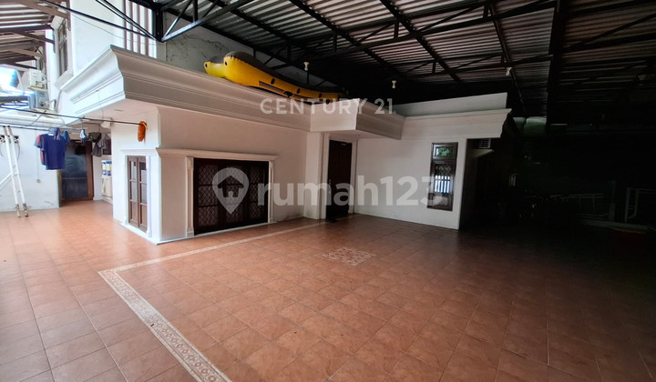 Rumah Hook Semi Furnished Strategis di Pulomas Utara S9306 2