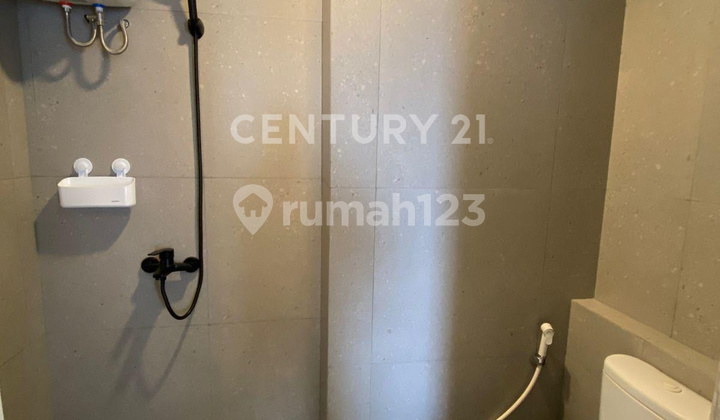 Studio Apartment 7th Floor Podomoro Golf View Fully Furnished R2182 Studio Apartment 7th Floor Podomoro Golf View Fully Furnished R2182