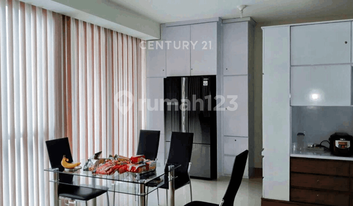 Apartemen Rainbow Springs Condovillas Blok B2 Lantai 3 R2109