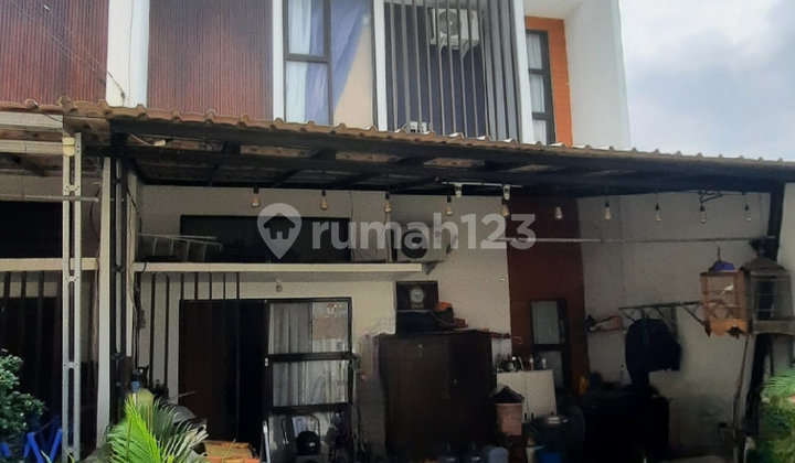 Cluster House with 2 Floors in Babalenan District, Bekasi Cluster House with 2 Floors in Babalenan District, Bekasi