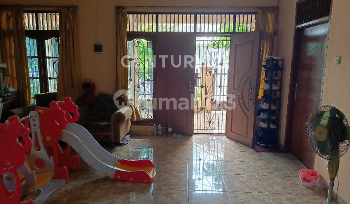 2-Story House in Bukit Cengkeh 1 Housing Complex, Cimanggis, Depok