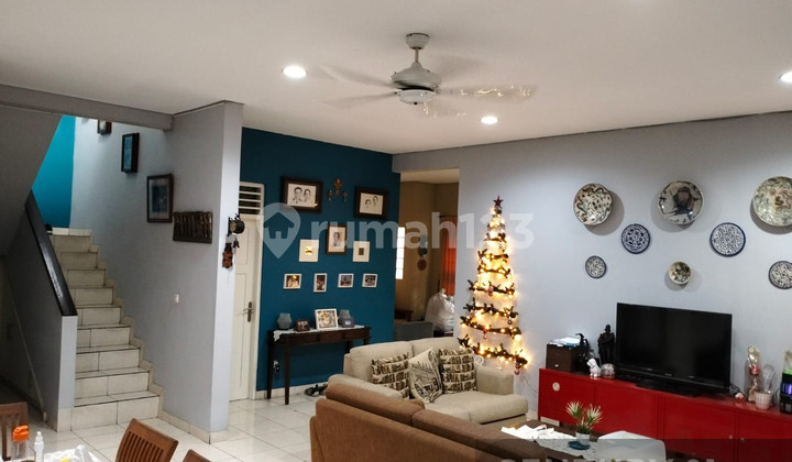 Rumah Hook 2 Lantai Strategis Bebas Banjir di Rawamangun S7642