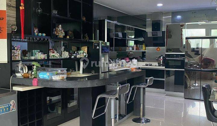 Rumah Grisenda Dijual 3 Lantai Furnish Harga 6 M di Jakarta Utara 1