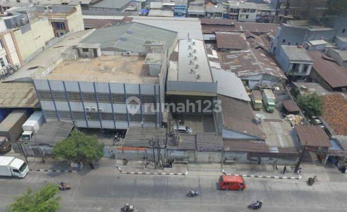 Pabrik Dan Gudang di Teluk Gong, Penjaringan, Jakarta Utara 1