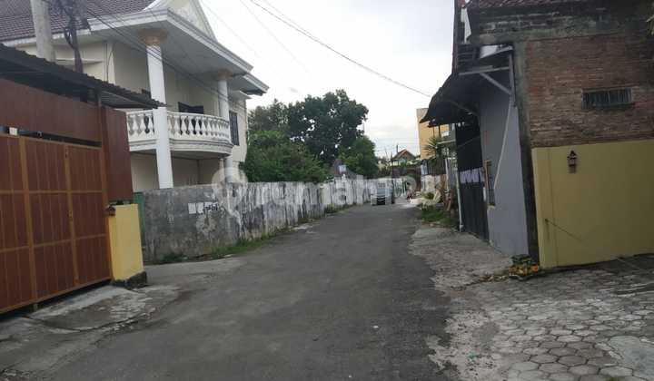 Tanah Dekat Univ Muhammadiyah Gamping Yogya, Lt 172m2, Cocok Untuk Kost