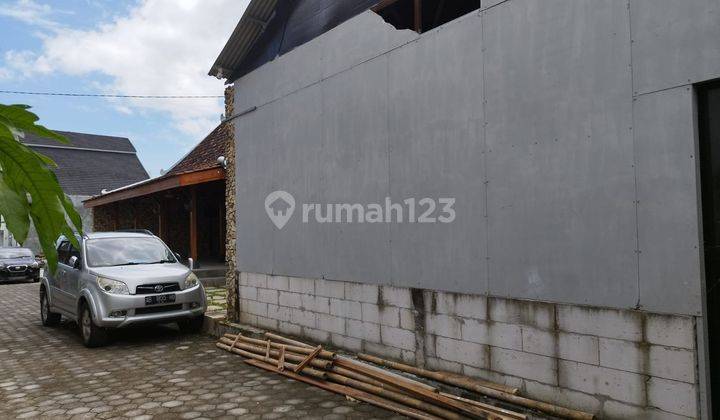 Dijual Rumah Joglo + Gudang Luas 250m2, Dekat Ke Banyak Kampus Dan Fasum 2