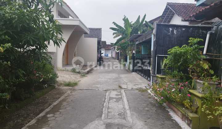 Rumah Dijual di Potorono Bantul Yogyakarta, Lt 176m2 2
