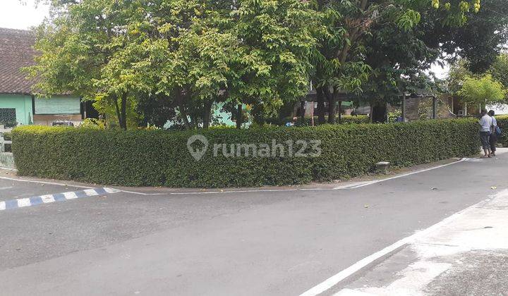 Dijual Tanah Bonus Bangunan Dekat Universitas Muhammadiyah Surakarta, Lt 442m2 2