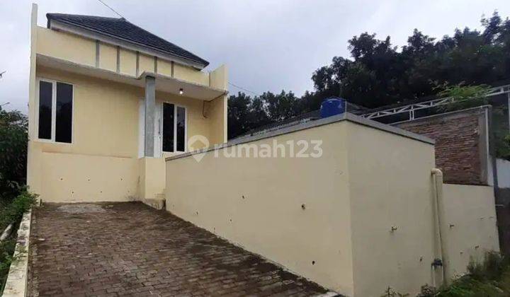 Rumah di Gedawang Banyumanik Semarang, Dekat ke Kalurahan Gedawang, lt 219m2 1