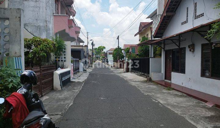 Dijual tanah bonus bangunan, Dekat banyak kampus, cocok untuk kost 2