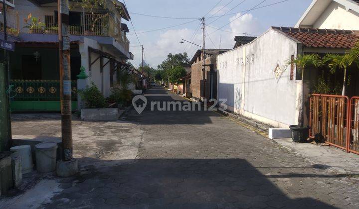 Disewakan Rumah Dalam Perum di Kasongan, Dekat Smkn 1 Sewon, Lt 127m2