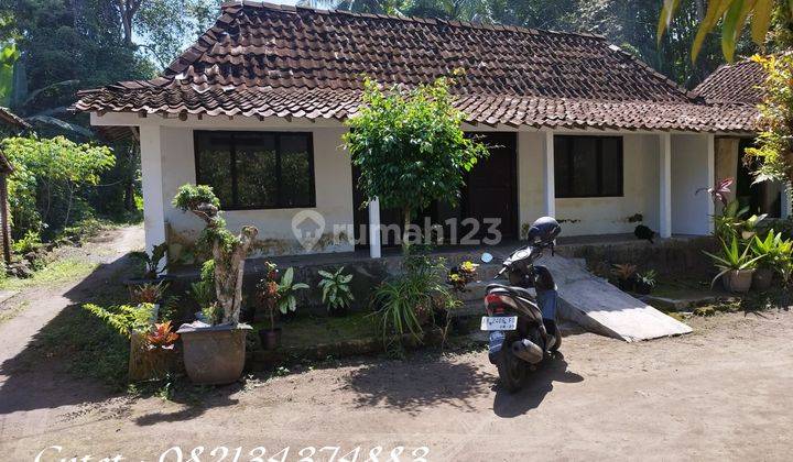 Dijual rumah model limasan di Tempel Sleman, Lt 212m2 1