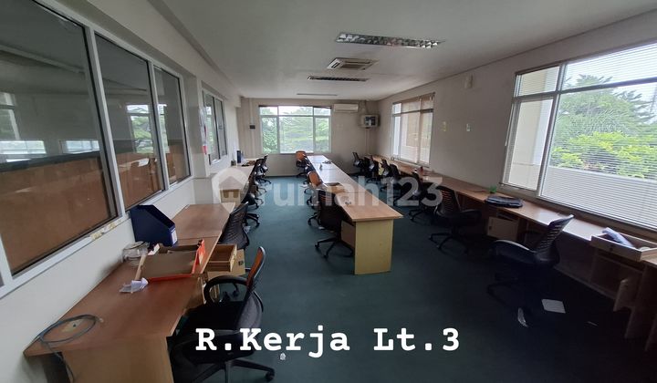 Kantor 3 Lantai Siap Pakai di Cipete, Jakarta Selatan Kantor 3 Lantai Siap Pakai di Cipete, Jakarta Selatan
