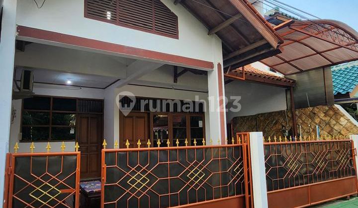 Dijual Rumah 3 Lantai Suasana Tenang di Pondok Kelapa, Jakarta Timur