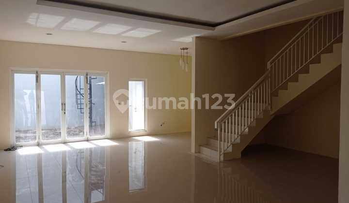 Dijual Rumah 2 Lantai Baru Renovasi di Cileduk, Jakarta Barat 2