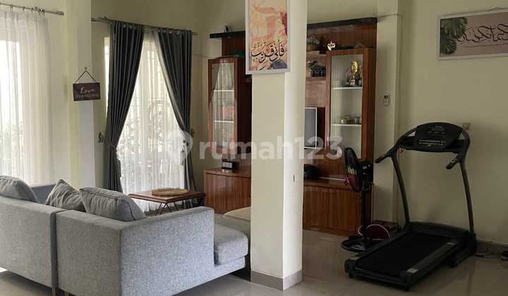 Dijual Cepat Rumah Cantik Semi Furnished di Cluster Samata, Harapan Indah Bekasi  2