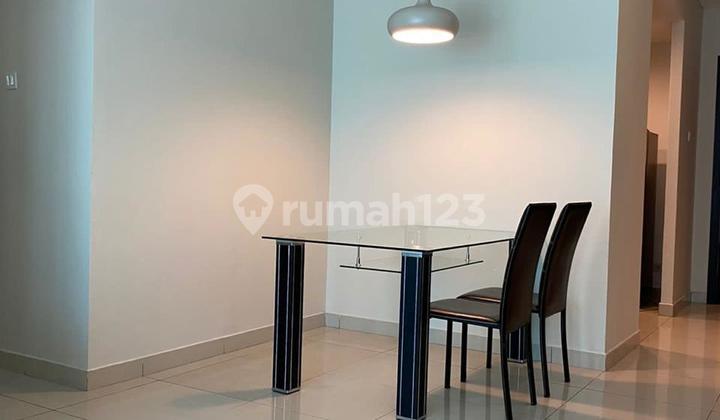 Disewakan Apartemen Full Furnished Nyaman di Central Park Residence, Jakarta Barat