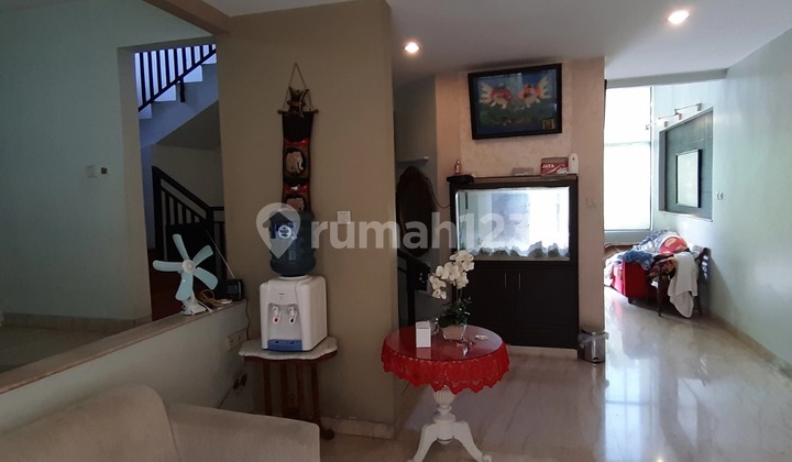 Semi-Furnished Modern House in Taman Modern Housing, East Jakarta 2