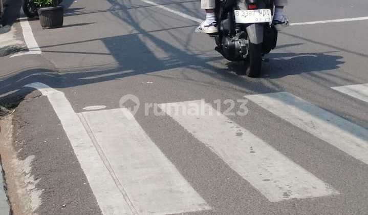 Dijual Cepat Rumah Lokasi Strategis di Kebagusan Raya, Jakarta Selatan 2