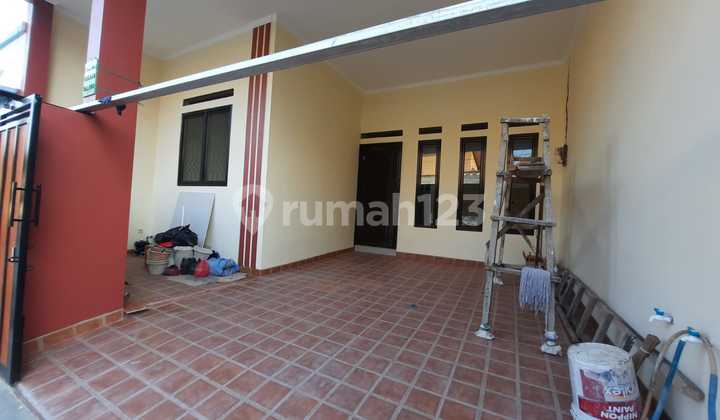 Dijual Rumah Baru Renovasi Bagus di Harapan Indah, Bekasi 2
