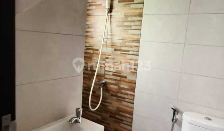 2-Story House with Garden in Cluster Regia Scg, Bekasi 2