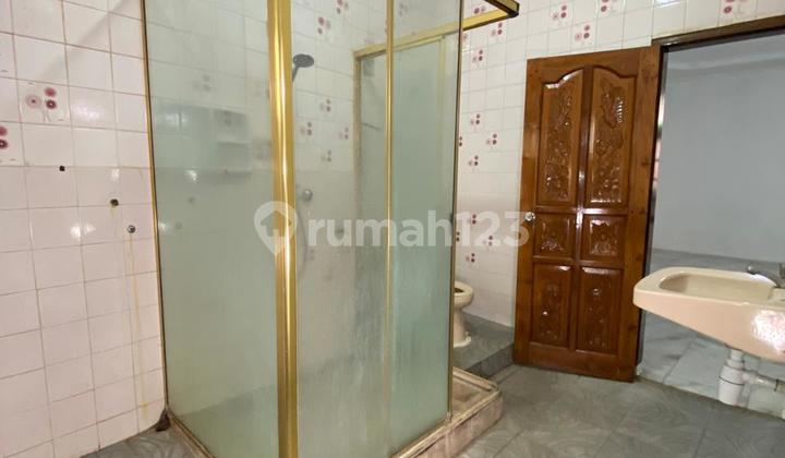 Ready-to-Live House Renovated in Tebet, South Jakarta 2